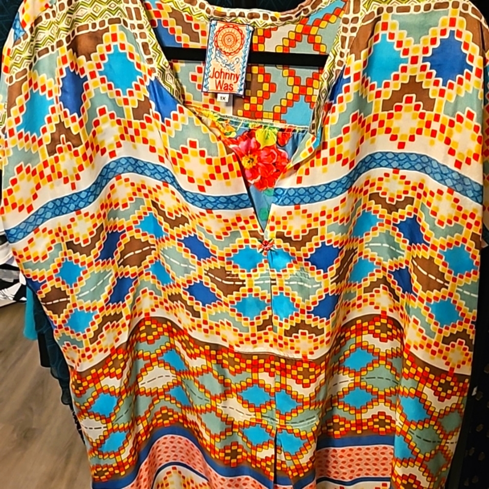 Johnny was tunic 1x